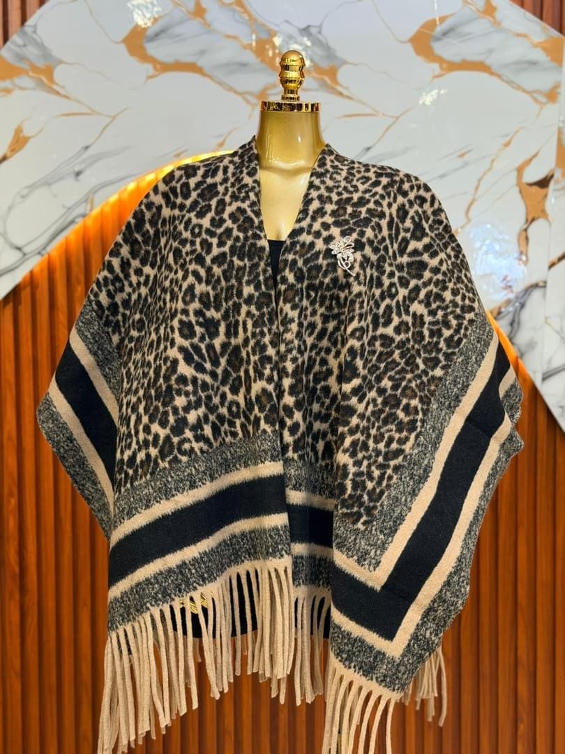 Classy Trend Poncho - Image 3